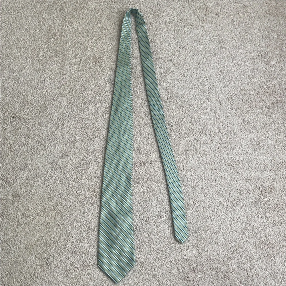 Axcess Men's Tie in Green and Blue Stripes